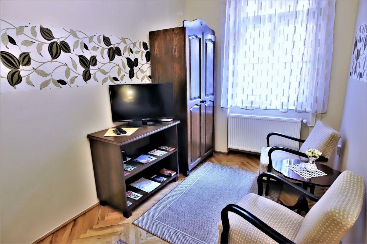 Belvarosi Apartman Apartment Szeged Luaran gambar